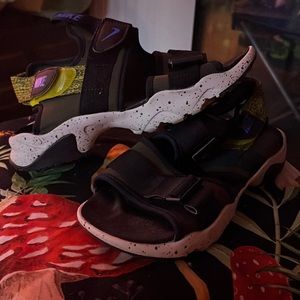 Nike Velcro sandals